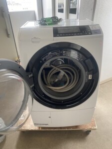 HITACHI(日立)10.0㎏ ドラム式洗濯乾燥機 BD-S8700L 2015年製