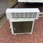 TOSHIBA（東芝）2.2kW ルームエアコン RAS-F221APBK（W) 2020年製