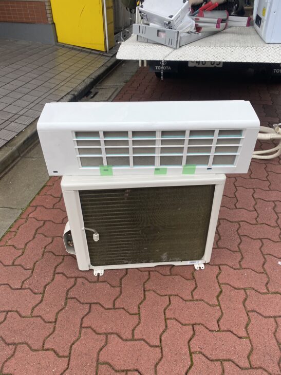 東芝 エアコン RAS-F221APBK・日立 衣類乾燥機 DE-N50WV (出張買取 
