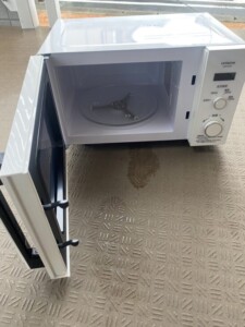 HITACHI(日立)電子レンジ HMR-BK220-Z6 2020年製