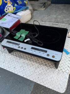 IRIS OHYAMA(アイリスオーヤマ)2口IHコンロ IHK-W12SP-B 2020年製