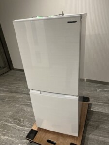 SHARP(シャープ)152L 2ドア冷蔵庫 SJ-D15G-W 2021年製
