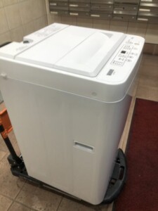 YAMADA(ヤマダ)4.5㎏ 全自動電気洗濯機 YWM-T45H1 2021年製