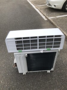 Hisense(ハイセンス)2.2kW ルームエアコン AT-HA2211-W 2020年製