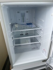 MITSUBISHI(三菱)146L 2ドア冷蔵庫 MR-P15E-S1 2019年製