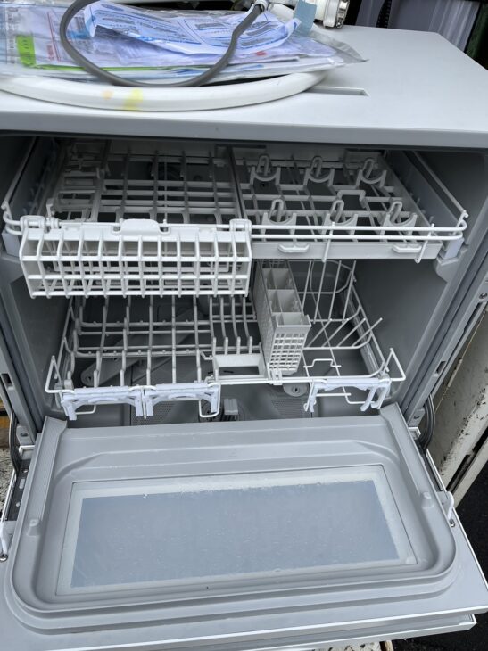 パナソニック食洗機 NP-TH4-W】高価買取 大田区へ出張しました