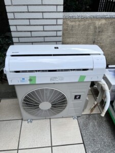 SHARP(シャープ)2.2kW ルームエアコン AY-N22N-W 2021年製