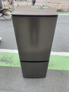 MITSUBISHI(三菱)146L 2ドア冷蔵庫 MR-P15G-H 2021年製