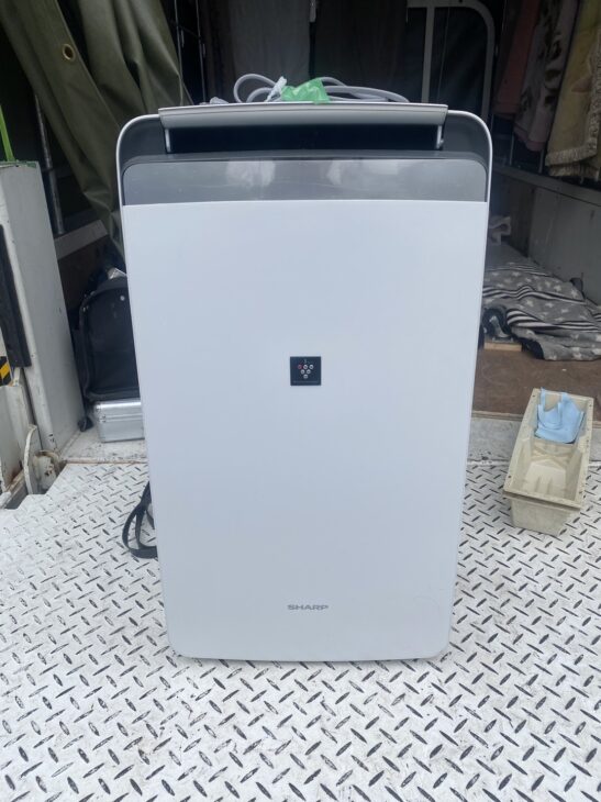 SHARP シャープ 衣類乾燥除湿機 CV-L180-W 2020年製