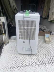 SHARP(シャープ)除湿機 CV-L180-W 2020年製