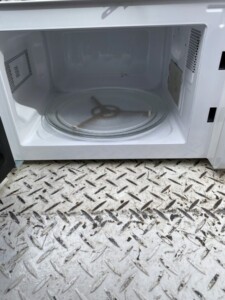 YAMAZEN(山善)電子レンジ YRB-207(W) 2016年製