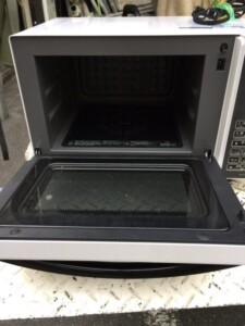 TOSHIBA(東芝)電子レンジ ER-V18(W) 2022年製