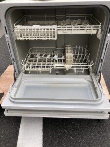 Panasonic(パナソニック)食器洗い乾燥機 NP-TH3-N 2020年製