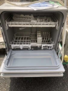Panasonic(パナソニック)食器洗い乾燥機 NP-TH4-C 2021年製