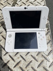 NINTENDO(任天堂)3DS LL ホワイト