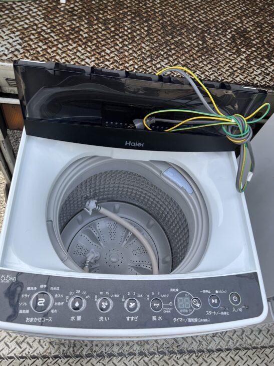 出張査定】ハイアール製の洗濯機 JW-C55Dと冷蔵庫 HR-G13B-W ｜出張買取MAX