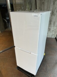 SHARP(シャープ)152L 2ドア冷蔵庫 SJ-D15G-W 2021年製