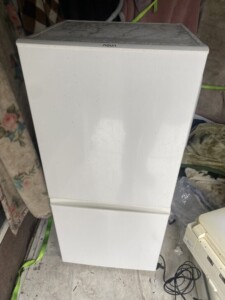 AQUA(アクア)157L 2ドア冷蔵庫 AQR-16G(W) 2018年製