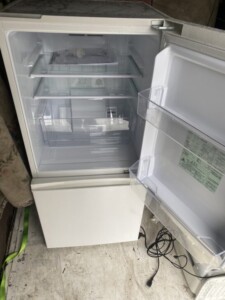 AQUA(アクア)157L 2ドア冷蔵庫 AQR-16G(W) 2018年製