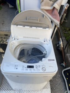 SHARP(シャープ)4.5㎏ 全自動洗濯機 ES-GE4D-C 2019年製