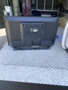 TOSHIBA(東芝)32型液晶テレビ 32S22 2019年製