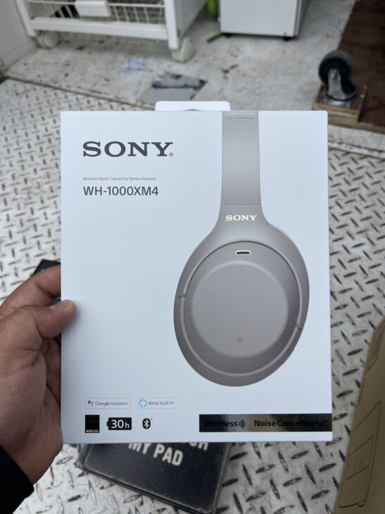 SONY（ソニー）ワイヤレスノイズキャンセリングステレオ WH-1000XM4