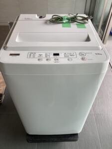YAMADA(ヤマダ)4.5㎏ 全自動洗濯機 YWM-T45H1 2022年製