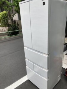 SHARP(シャープ)457L 6ドア冷蔵庫 SJ-FA46H-W 2022年製