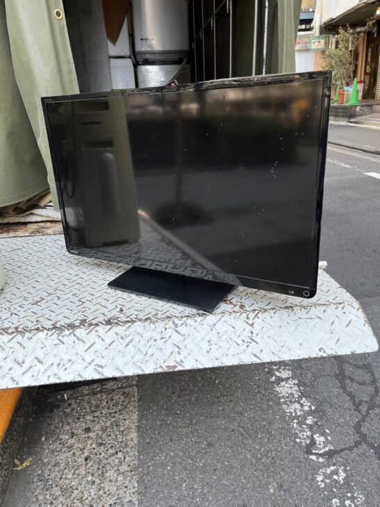 TOSHIBA（東芝）32型液晶テレビ 32S8 2015年製