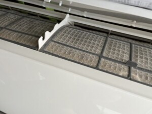 HITACHI(日立)2.2kW ルームエアコン RAS-A22F(W)2017年製