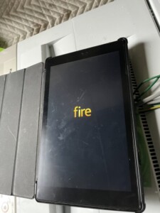 Amazon Fire HD 10 (第7世代) タブレット SL056ZE