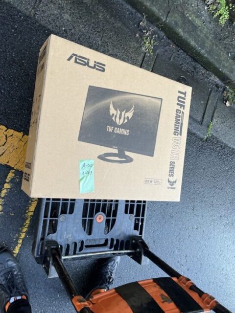 ASUS（エイスース）23.8インチ 液晶モニター VG249Q1R-J 2021年製