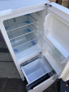 Hisense(ハイセンス)150L 2ドア冷蔵庫 HR-D15C 2021年製