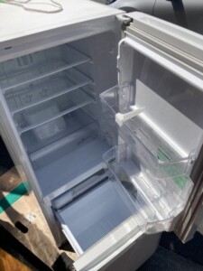 MITSUBISHI(三菱)146L 2ドア冷蔵庫 MR-P15ED-KW 2019年製