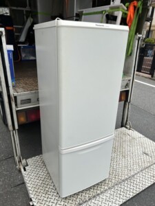 Panasonic(パナソニック)168L 2ドア冷蔵庫 NA-B17BW-W 2019年製