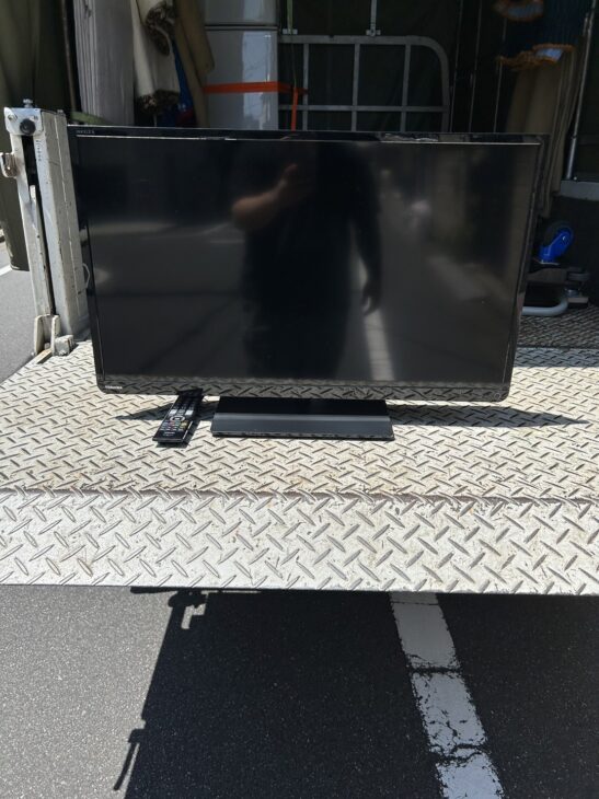 TOSHIBA（東芝）32型液晶テレビ 32S8 2014年製