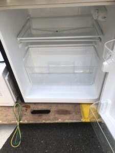 IRIS OHYAMA(アイリスオーヤマ)87L 2ドア冷蔵庫 PRC-B092D-M 2021年製