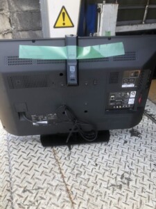 SHARP(シャープ)32型液晶テレビ LC-32H30 2016年製