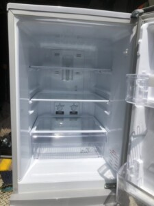 MITSUBISHI(三菱)146L 2ドア冷蔵庫 MR-P15D-S 2019年製