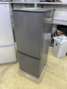 MITSUBISHI(三菱)146L 2ドア冷蔵庫 MR-P15G-H 2022年製