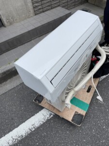 Panasonic(パナソニック)2.2kW ルームエアコン CS-222DFL-W 2022年製