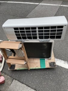 Panasonic(パナソニック)2.2kW ルームエアコン CS-222DFL-W 2022年製