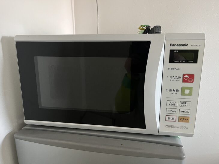 【美品】電子レンジ Panasonic NE-EH228-W パナソニック