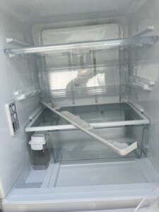 TOSHIBA(東芝)330L 3ドア冷蔵庫 GR-R33S(WT) 2020年製