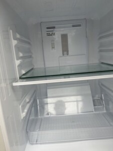 SHARP(シャープ)137L 2ドア冷蔵庫 SJ-D14F-W 2020年製