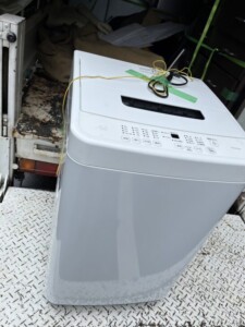 IRIS OHYAMA(アイリスオーヤマ)6.0㎏ 全自動洗濯機 IAW-T451 2021年製