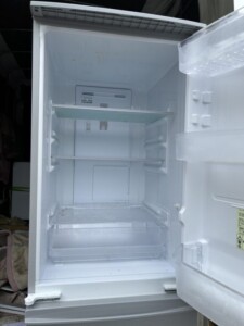 SHARP(シャープ)167L 2ドア冷蔵庫 SJ-D17E-S 2019年製