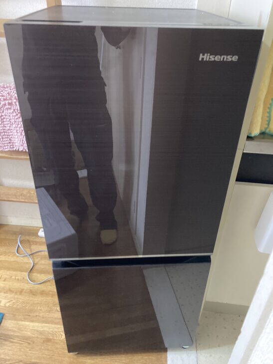 Hisense（ハイセンス）135L 2ドア冷蔵庫 HR-G13C-BR 2023年製