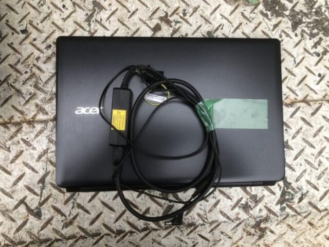 acer（エイサー）ノートパソコン Acer Aspire E1 Z5WE1