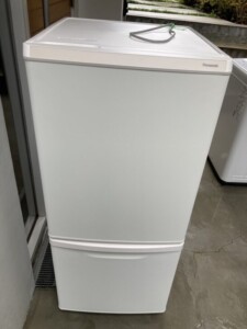 Panasonic(パナソニック)138L 2ドア冷蔵庫 NR-B14HW-W 2023年製